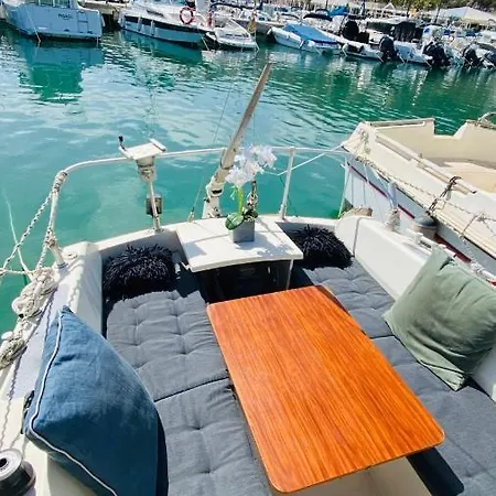 Boat View Botel Barcelona