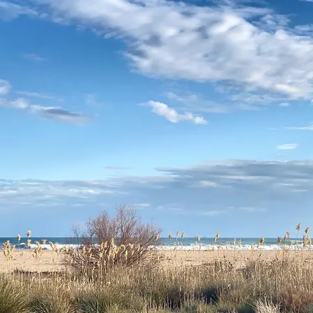 Boat View Ботель *